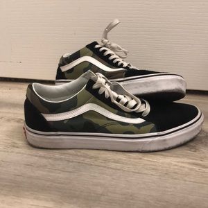 CAMO Vans worm twice!